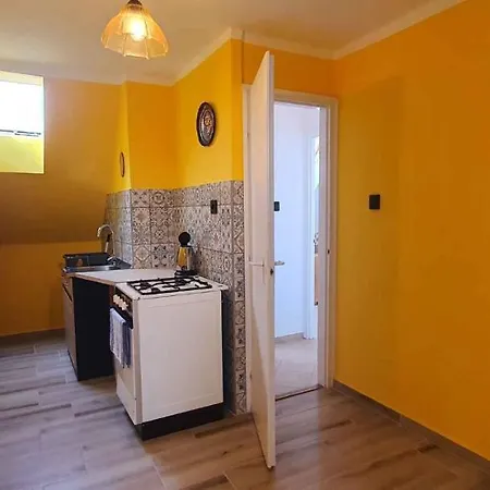 7 * Balatonboglar
