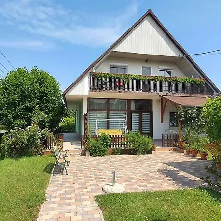 7 Apartment Balatonboglar